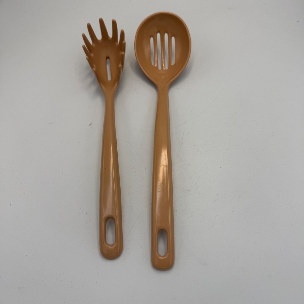 Vintage EKCO Almond Tan Nylon Slotted Spoon and Pasta Fork Utensil Set Taiwan